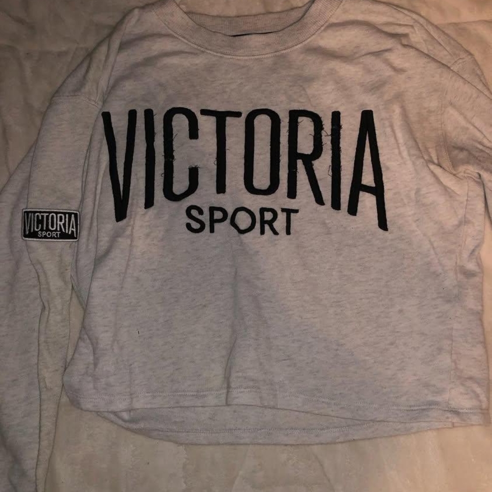 Women's Victoria Sport Grey Sweatshirt